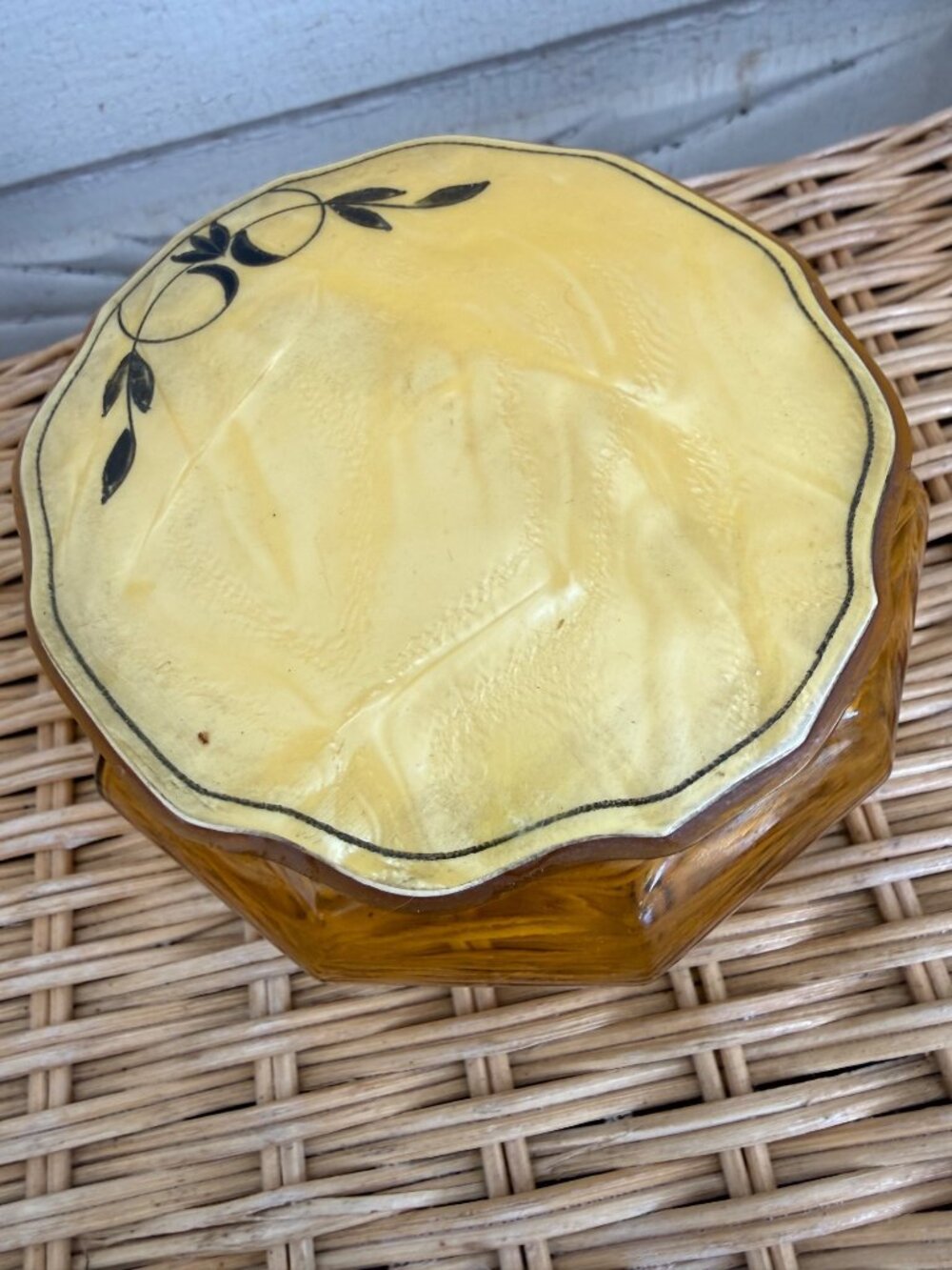 Antique 20's Art Deco Vanity Set Amber Celluloid Glass Jar/Mirror, Shoe Hooks - Picture 9 of 16